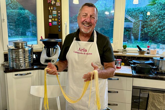 Rome : Cooking Class in a Real Roman Home in Trastevere - Where you meet in Trastevere (and how to time your evening)