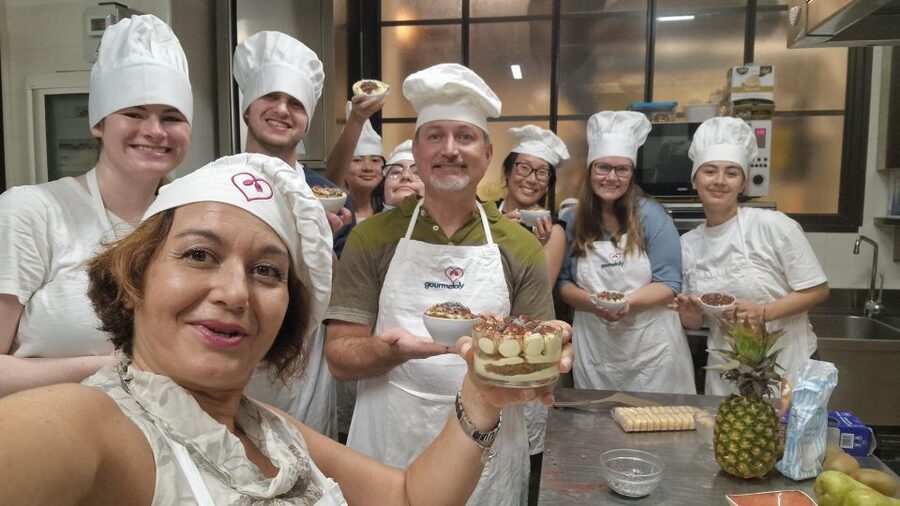 Rome cooking: Gelato & Tiramisu with savoiardi Baking class - Should you book the Rome Gelato and Tiramisu with Savoiardi Baking class?