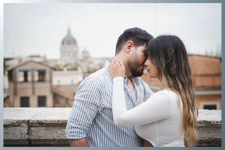 Rome: Couple Photoshoot – Iconic & Romantic - Where You Meet: Café Roma Terrace by the Colosseum