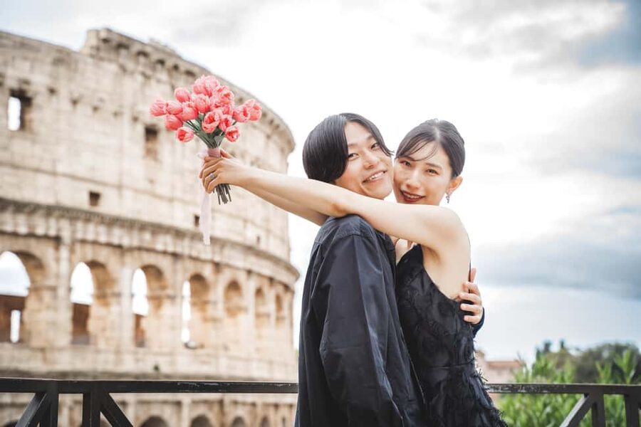 Rome: Couple Photoshoot – Iconic & Romantic - Trevi Fountain and Spanish Steps: Light that Loves Couples