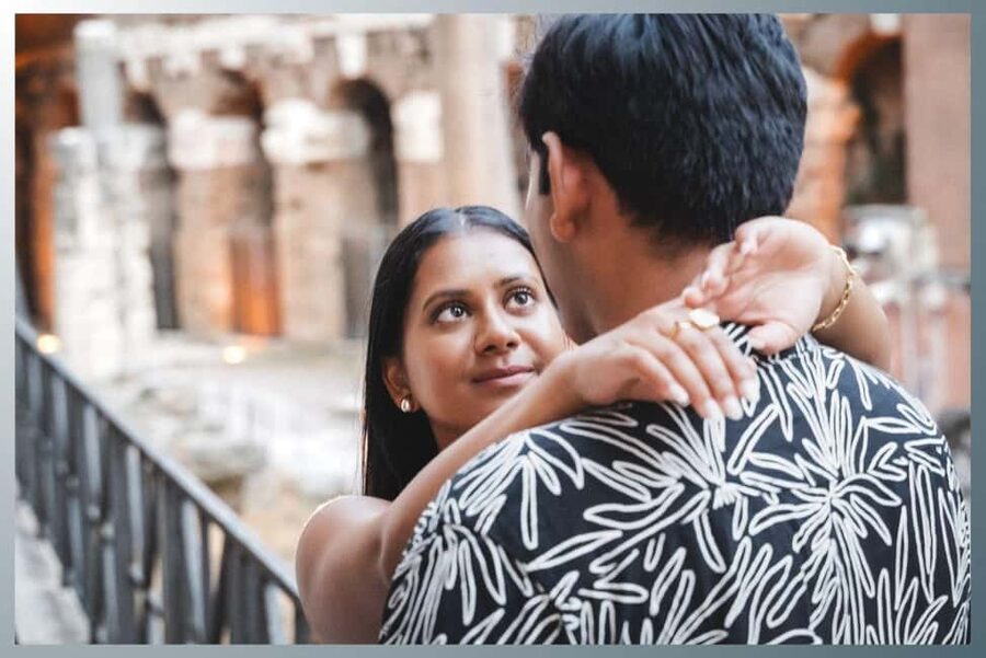 Rome: Couple Photoshoot – Iconic & Romantic - Trastevere, Old Jewish Ghetto, and Teatro Marcello: Moodier and More Cinematic