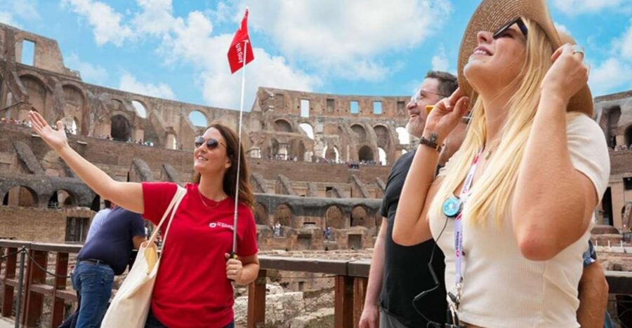Rome Day Tour: Colosseum & Skip-the-Line Sistine Chapel - Strolling Through Rome’s Classic Squares and Landmarks