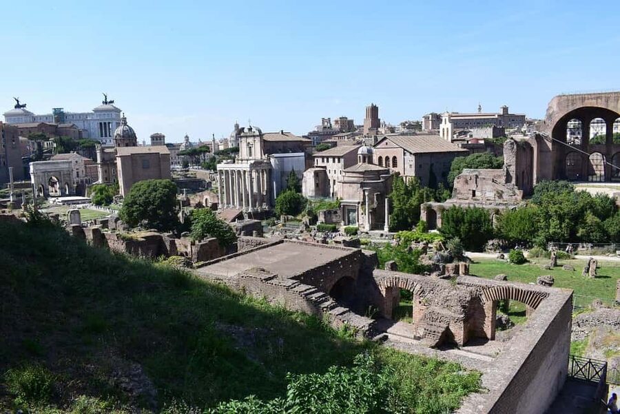 Rome: Domus Aurea Guided Tour and Virtual Reality Experience - The practical stuff to bring (and what not to carry)