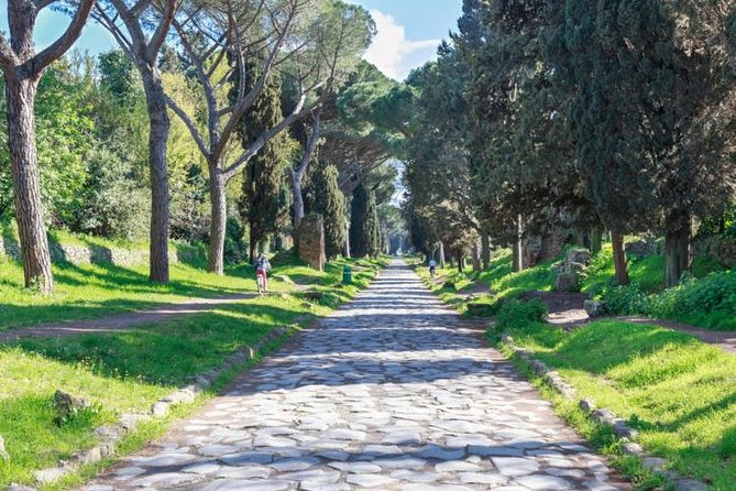 Rome E-Bike Small Group Tour of the Appian Way with Private Option - Villa di Massenzio and Villa dei Quintilii: power you can picture