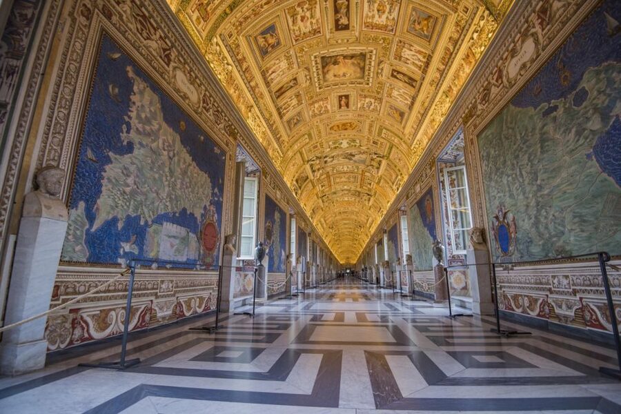 Rome: Early-Entry Vatican Museums & Sistine Chapel Tour - Early entry at the Vatican Museums: the real advantage