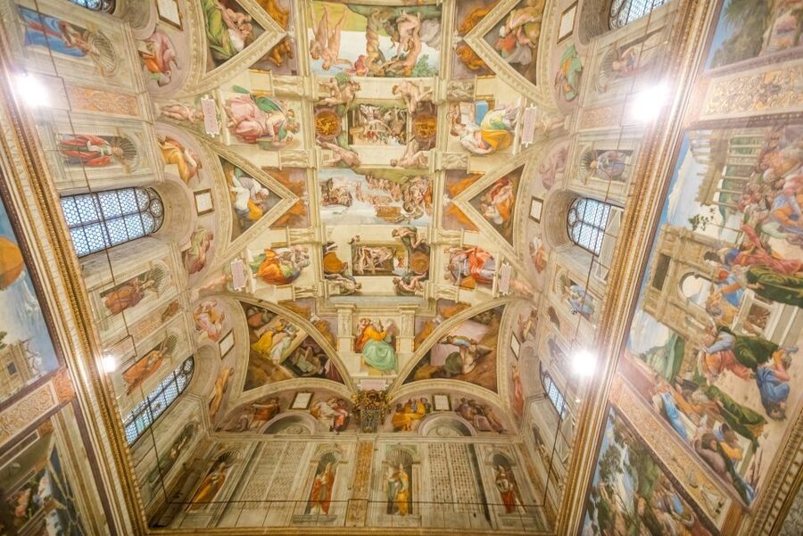 Rome: Early-Entry Vatican Museums & Sistine Chapel Tour - What to wear and bring when Vatican rules are strict