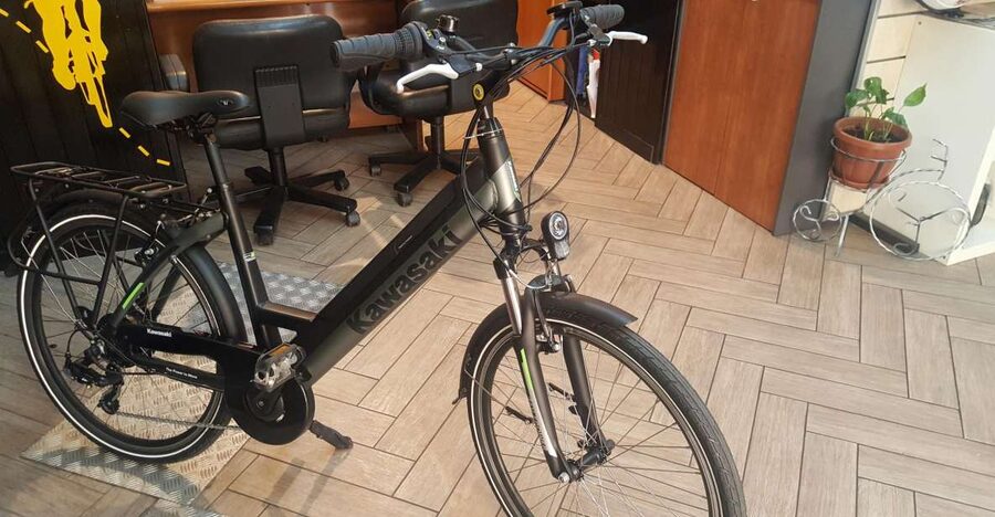 Rome: Electric Bike Rental - How the e-bike helps on Rome’s hills and tight streets