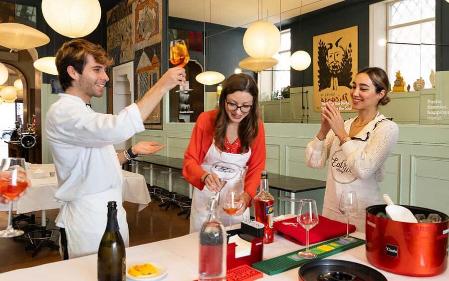 Rome: Enjoy Spritz and Pasta Making in Piazza Navona - Key things that make this class worth your time
