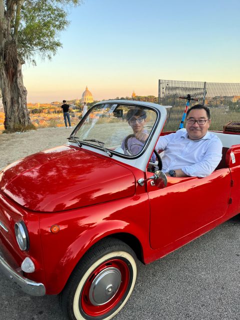 Rome: Evening Fiat 500 and Vespa Prosecco Tour - Choosing Your Ride: Fiat 500 vs Vespa Seating (and What That Means)