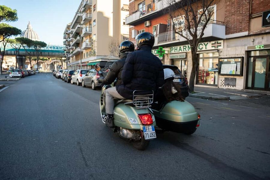 Rome: Evening Vespa Sidecar City Tour - Circus Maximus to Trastevere: the coffee and gelato pause that resets the evening