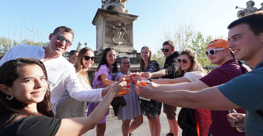 Rome: Evening Walking Tour with Cocktails and Local Guide - Kicking off at Castel Sant’Angelo with an Aperol Spritz