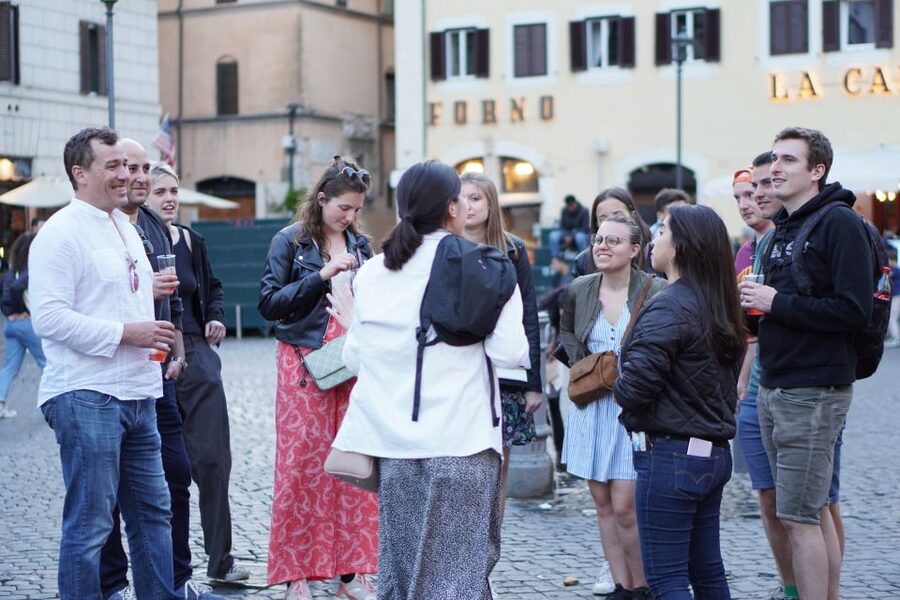 Rome: Evening Walking Tour with Cocktails and Local Guide - Should you book this Rome Spritz Tour?