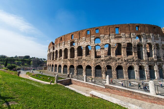 Rome: Exclusive Colosseum Underground – Semi-Private Tour - Semi-Private Access: How You’ll Move Through the Colosseum