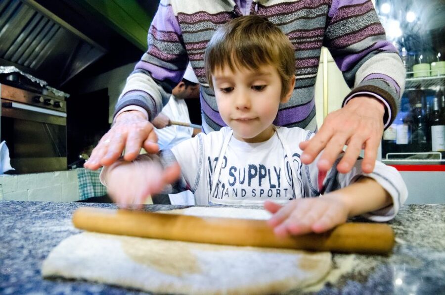 Rome: Family-Friendly Pizza Master Class - The 1-Hour Rhythm: Dough Work, Rolling, and Stone-Oven Timing