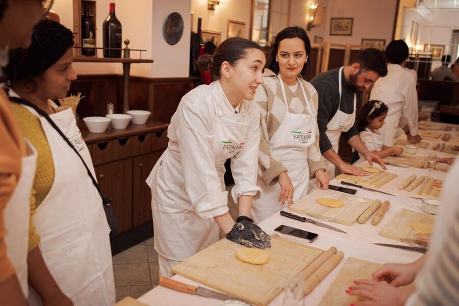 Rome: Fettuccine Pasta Cooking Class in Rome's City Center - The view while you work and eat