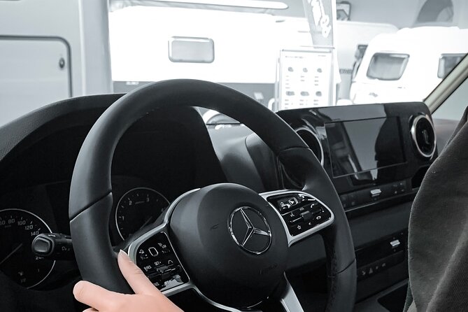 Rome Fiumicino Airport Transfer in Luxury Private Transportation - Why a private FCO transfer feels worth it