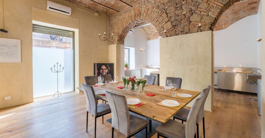 Rome: Five Shapes of Pasta Cooking Class in Ancient Tavern - The Antica Osteria Setting: Finding Cucina and settling in