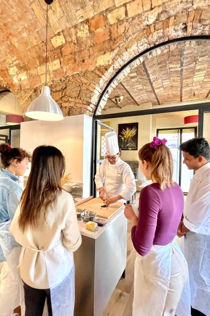 Rome: Five Shapes of Pasta Cooking Class in Ancient Tavern - Express tiramisu: the fast dessert that feels like a skill, not a shortcut