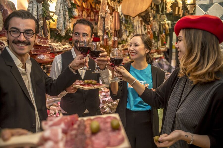 Rome: Food Tour and Wine Tasting in a Traditional Trattoria - Supplì stop in Trastevere: the crunchy rice-ball moment