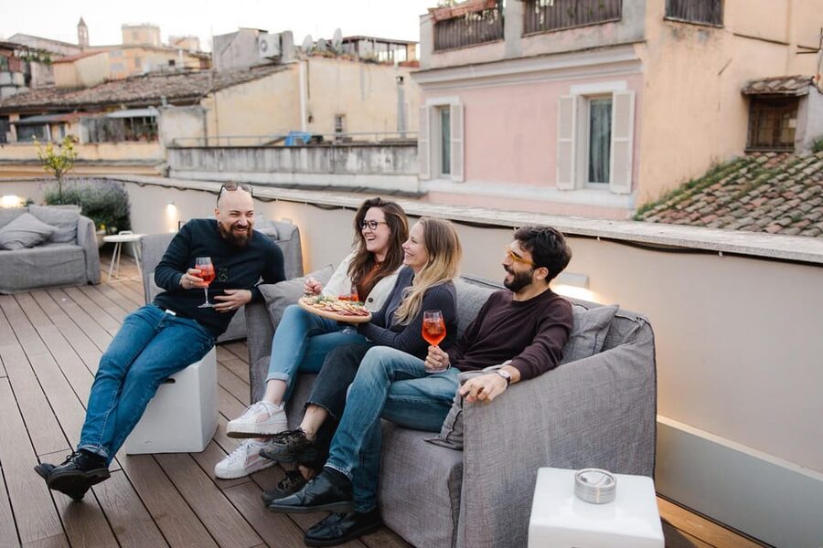 Rome: Food Tour of the Historic Center with Rooftop Spritz - Trastevere trapizzino and your rooftop spritz finale