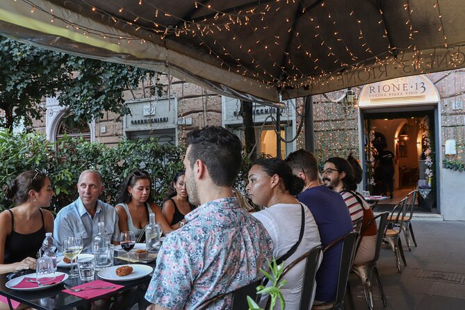 Rome Food Tour & Wine: Trastevere & Campo de' Fiori Like a Local - Trastevere osteria main course: Amatriciana and Cacio e Pepe with wine