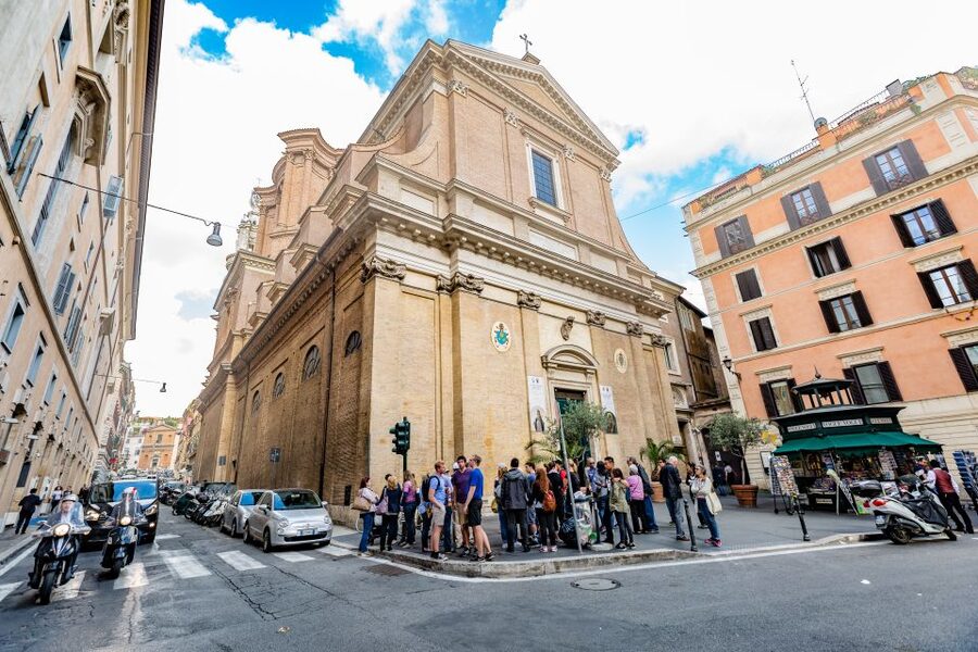 Rome: Fountains and Squares Small-Group Walking Tour - Sant’Ignazio and the trompe l’oeil dome that fools your eyes