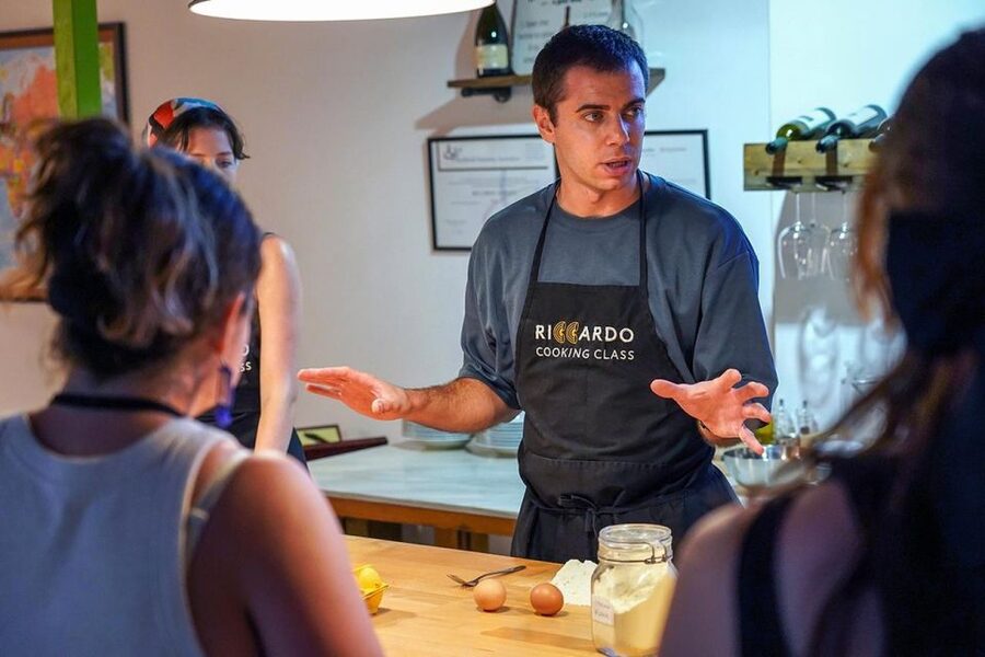 Rome: Fresh Pasta-Making Class with Italian Chef and Wine - Practical tips to make your 3 hours go smoothly