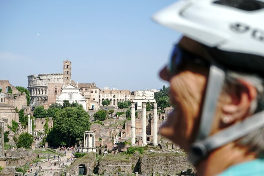 Rome: Full-Day Guided Tour by E-Bike with Lunch Included - Entering Rome’s highlights from the Colosseum side