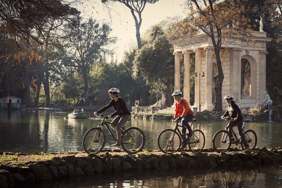 Rome: Full-Day Guided Tour by E-Bike with Lunch Included - Imperial Fora to Piazza Venezia: ancient monuments you can actually connect