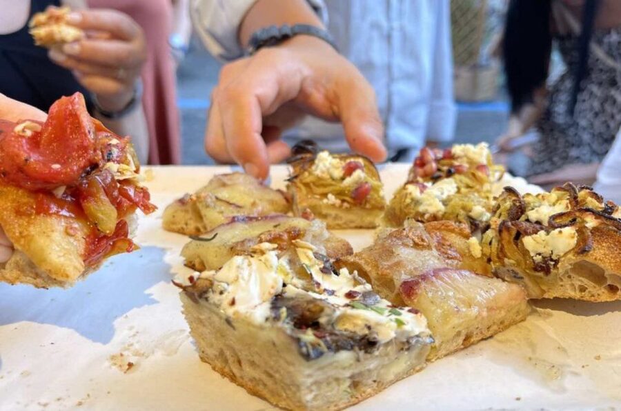 Rome: Gourmet Pizza Cooking Class (SHARED) - Roman vs Neapolitan: How the Crust Changes the Whole Pizza