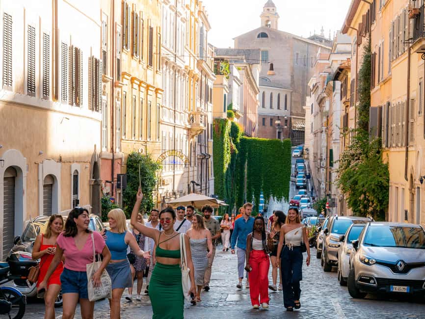 Rome: Guided Bar Crawl with Drinks & Dark History - Dark Roman Stories: How the Guide Makes History Feel Personal