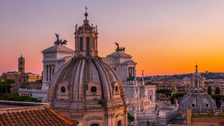 Rome: Guided City Center Evening Sightseeing Walking Tour - Piazza della Rotonda and the Pantheon exterior: gods to martyrs