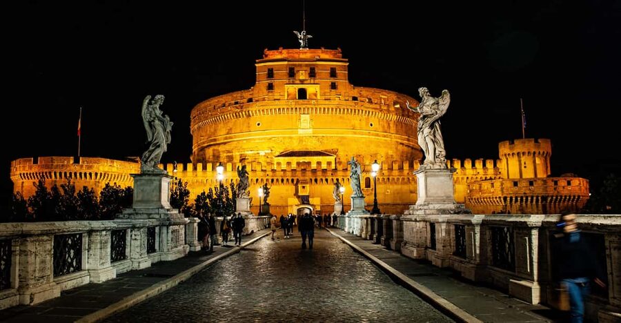 Rome: Guided Haunted Rome Ghost Tour with Dowsing Rods - The Poisoner and the Ancient Prison for Women Stops