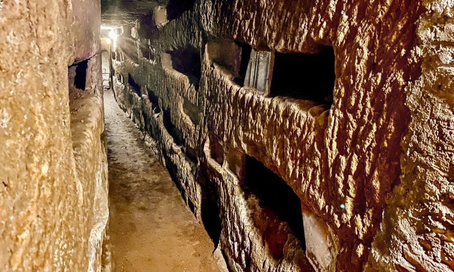 Rome: Guided Roman Catacombs Tour with Transfers - Pace, Rules, and What to Bring (So You Don’t Fuss)