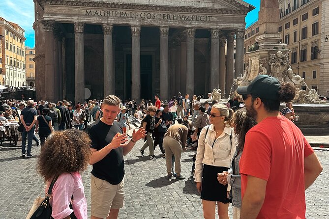 Rome: Guided Small Group Walking Tour of City Highlights - Where You Start (Piazza d’Aracoeli) and Where You’ll End (Piazza Navona)