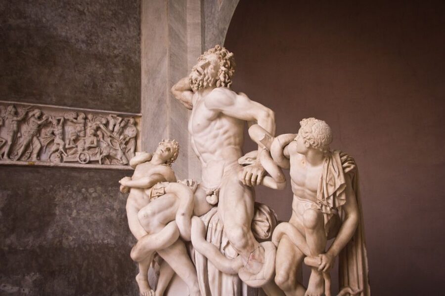 Rome: Guided Tour of St. Peter’s Basilica & Panoramic Dome - St. Peter’s logistics: meeting near Ottaviano, then security