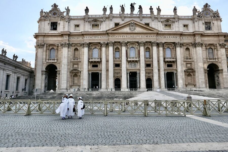 Rome: Guided Tour of St. Peter's Basilica with Dome Climb - Rome from 136 Meters: St. Peter’s Square, Vatican Gardens, and Major Landmarks