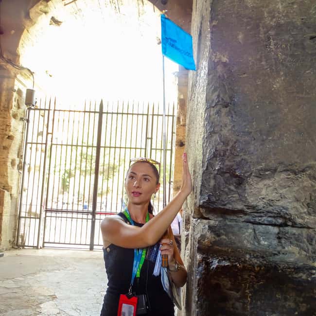 Rome: Guided Tour of the Colosseum, Forum and Palatine hill - A 2.5-Hour Circuit Through Ancient Rome’s Big Three