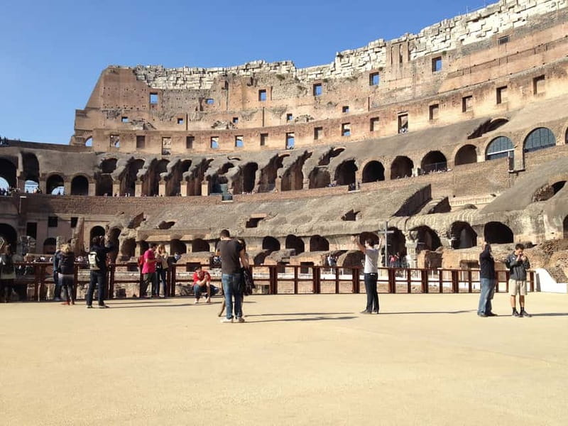 Rome: Guided Tour of the Colosseum, Forum and Palatine hill - The Roman Forum: Where Politics, Commerce, Religion, and Triumphs Happened