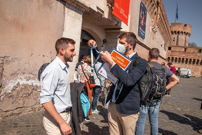 Rome: Guided Tour of the Secrets Beneath Castel Sant'Angelo - Guides Make It Real: When the Tour Clicks