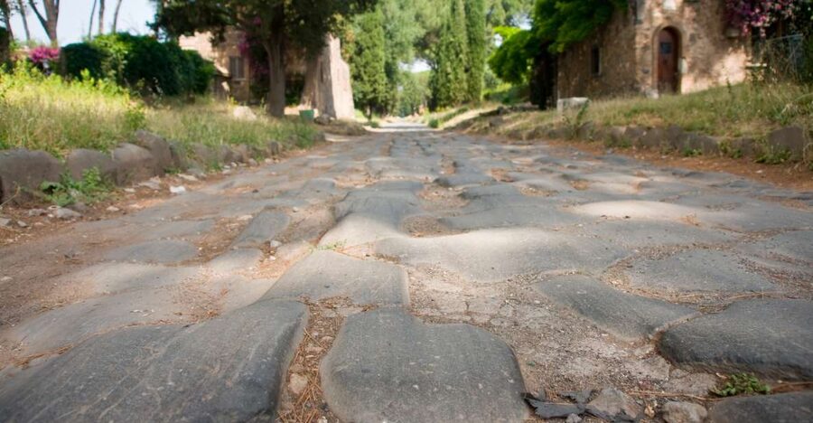 Rome: Guided Underground Tour - VIP minivan transfer: why it’s more than just comfort