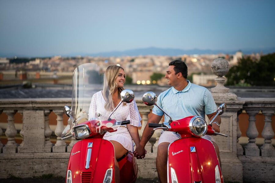 Rome: Guided Vespa Experience with Professional Photoshoot - Terrazza del Gianicolo Panoramas and the Finish in Piazza Venezia