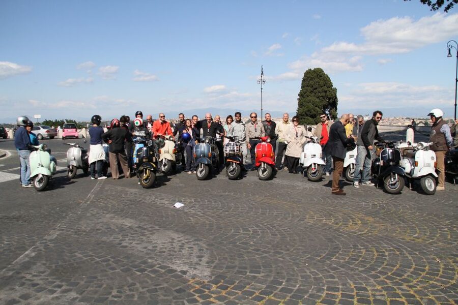Rome: Half-Day Vespa Tour with Private Driver - What the Stops Feel Like From the Seat
