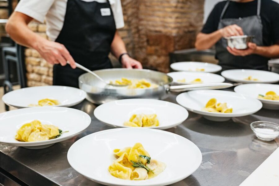 Rome: Hands-On Pasta & Tiramisu Class with Unlimited Wine - Who This Class Is Perfect For
