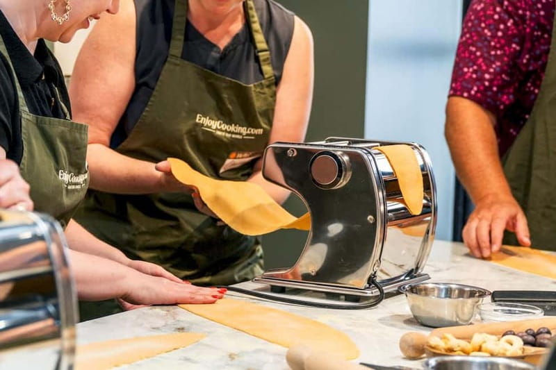 Rome: Hands-On Pasta & Tiramisu Class with Unlimited Wine - The 3-Part Menu: Fettuccine, Ravioli, and Tiramisu