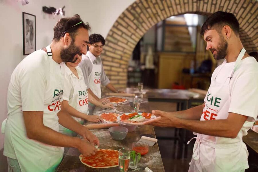 Rome: Hands-On Pizza Cooking Class with Spritz Mixology - Price and value: is $81 worth it?