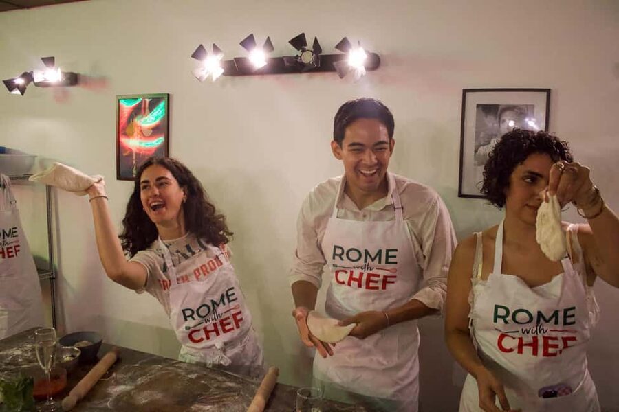 Rome: Hands-On Pizza Cooking Class with Spritz Mixology - Meeting point and first steps with the Rome with Chef team