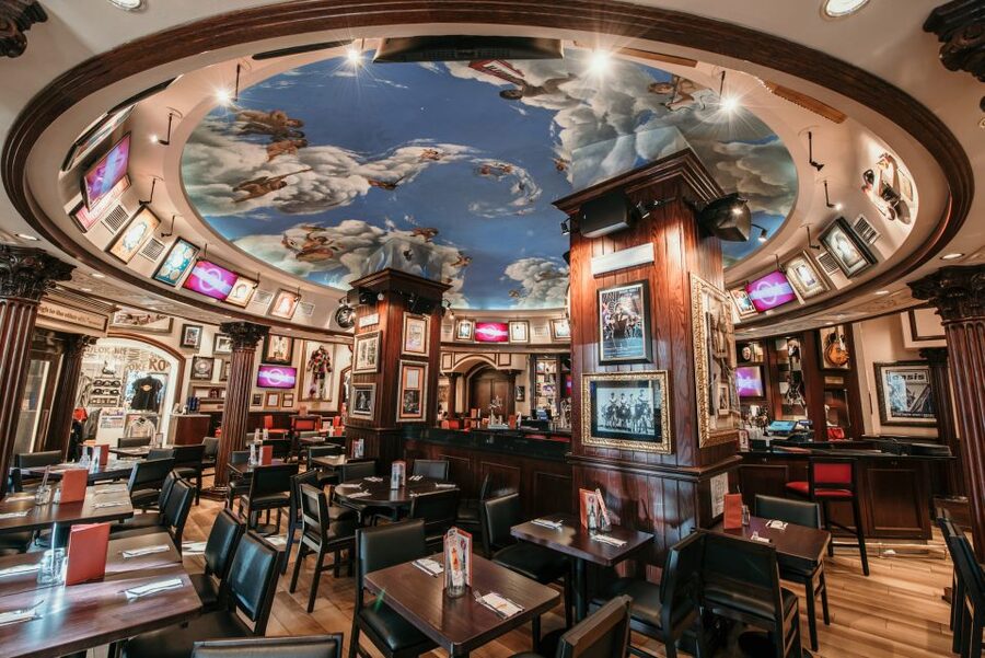 Rome: Hard Rock Cafe Experience - Who Should Book This Hard Rock Cafe Rome Meal Deal?
