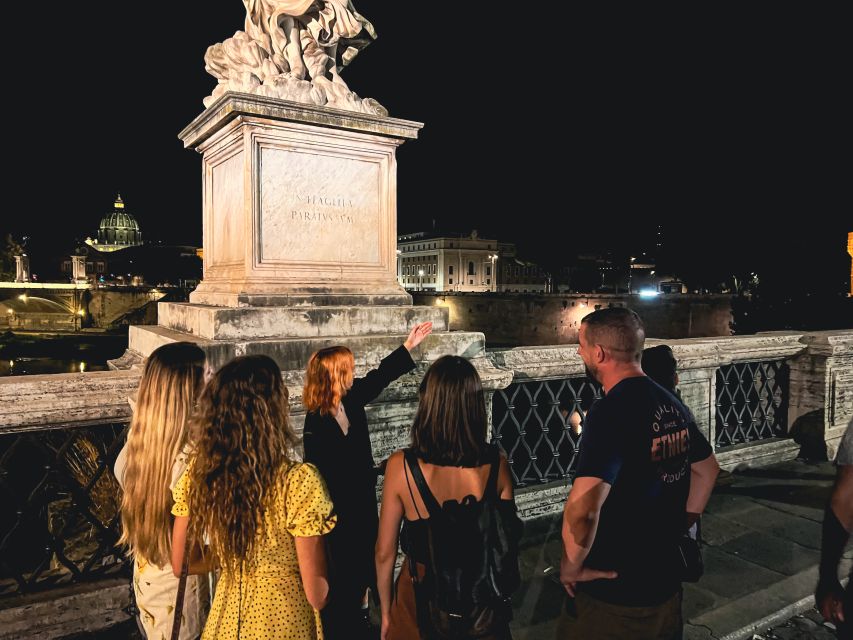 Rome: Haunted City Night Walking Tour - Giordano Bruno to Piazza Farnese: The Tour’s Opening Punch