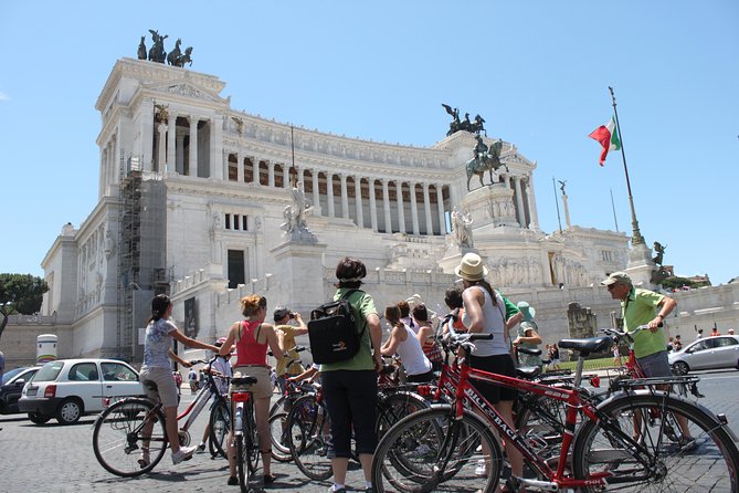 Rome Highlights Bike Tour 3 Hour City Cycling Experience - Entering the Roman scene on an easy 10km ride
